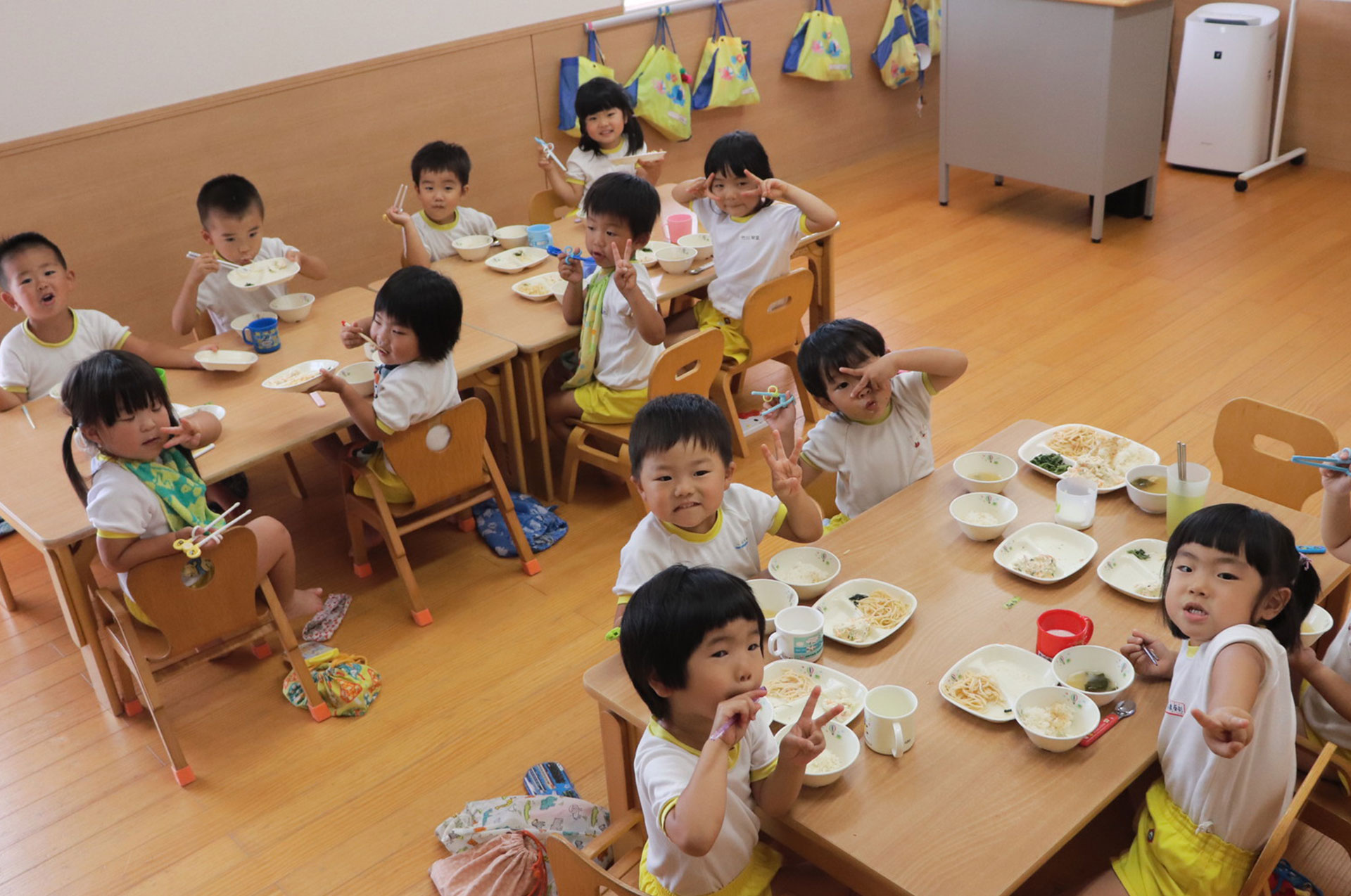 給食の様子